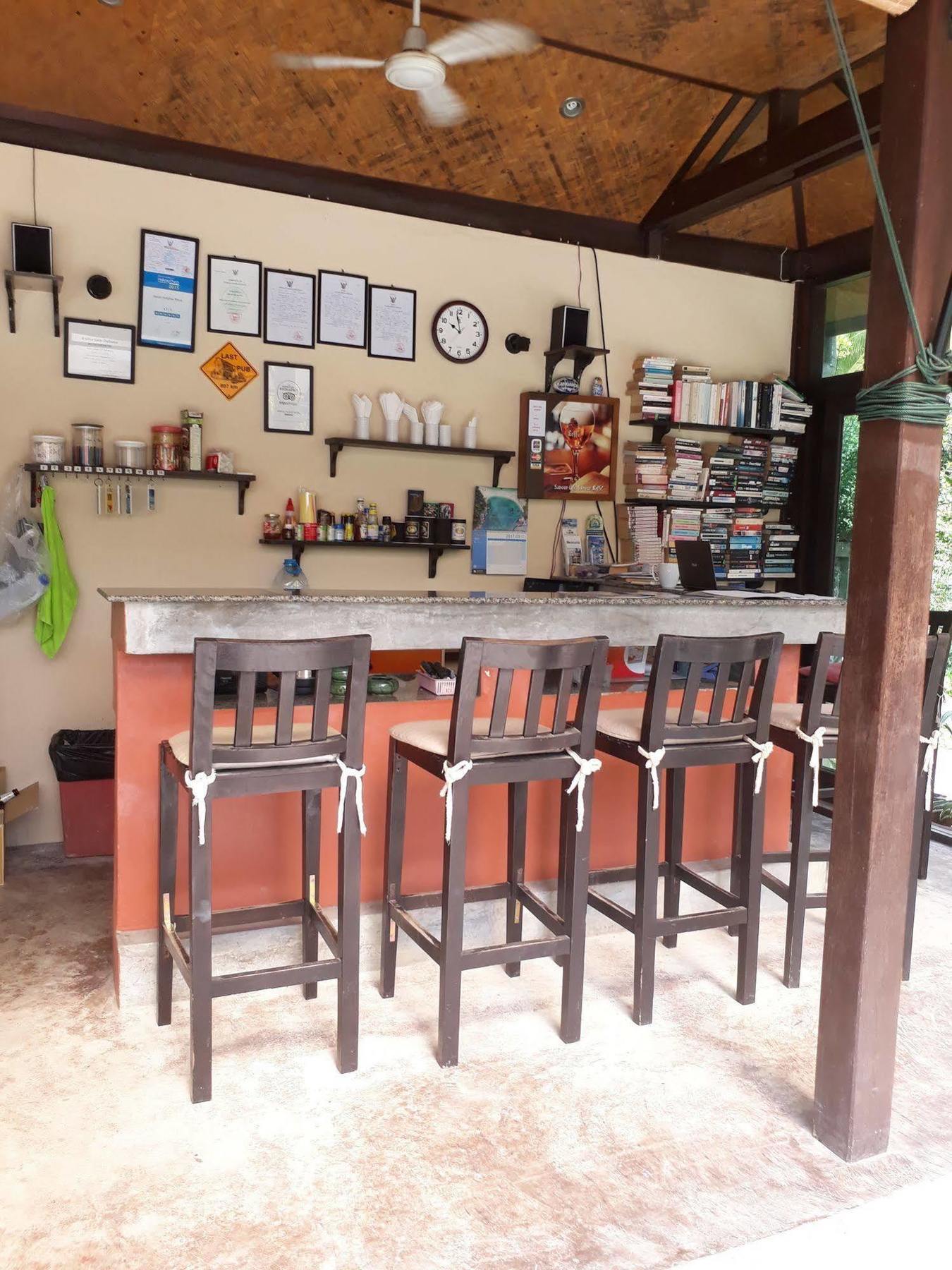 Ampha Place Hotel Mae Nam Εξωτερικό φωτογραφία